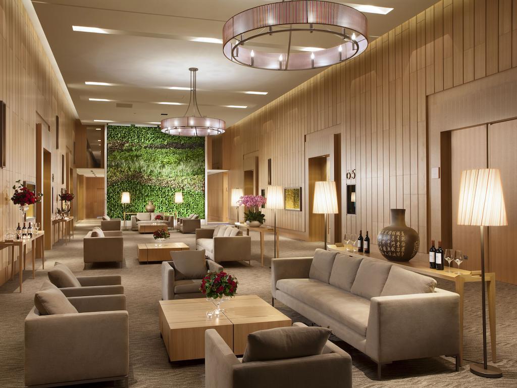 Millennium Hotel Taichung Exteriör bild The lobby of the hotel