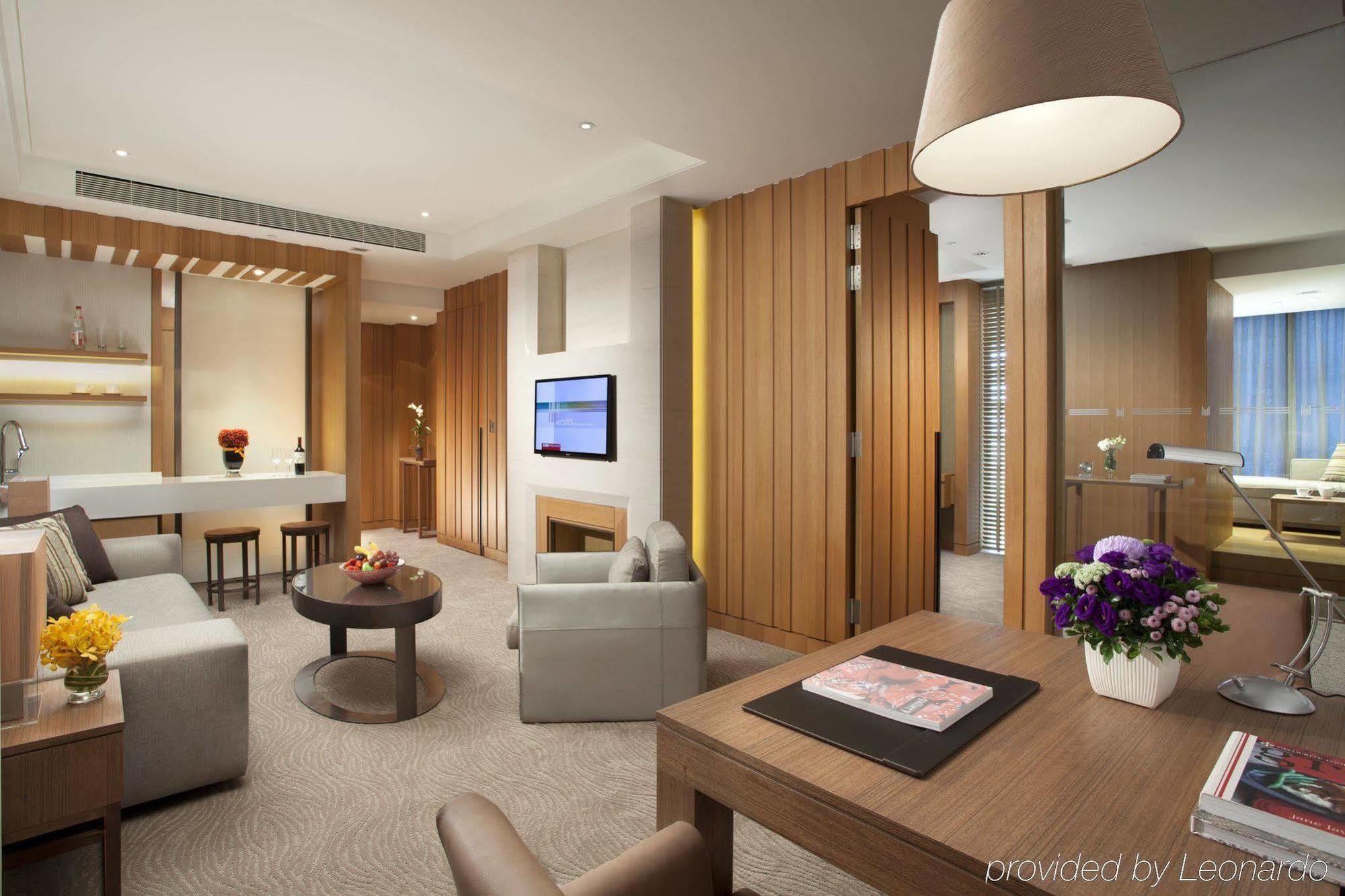 Millennium Hotel Taichung Exteriör bild A suite at the hotel