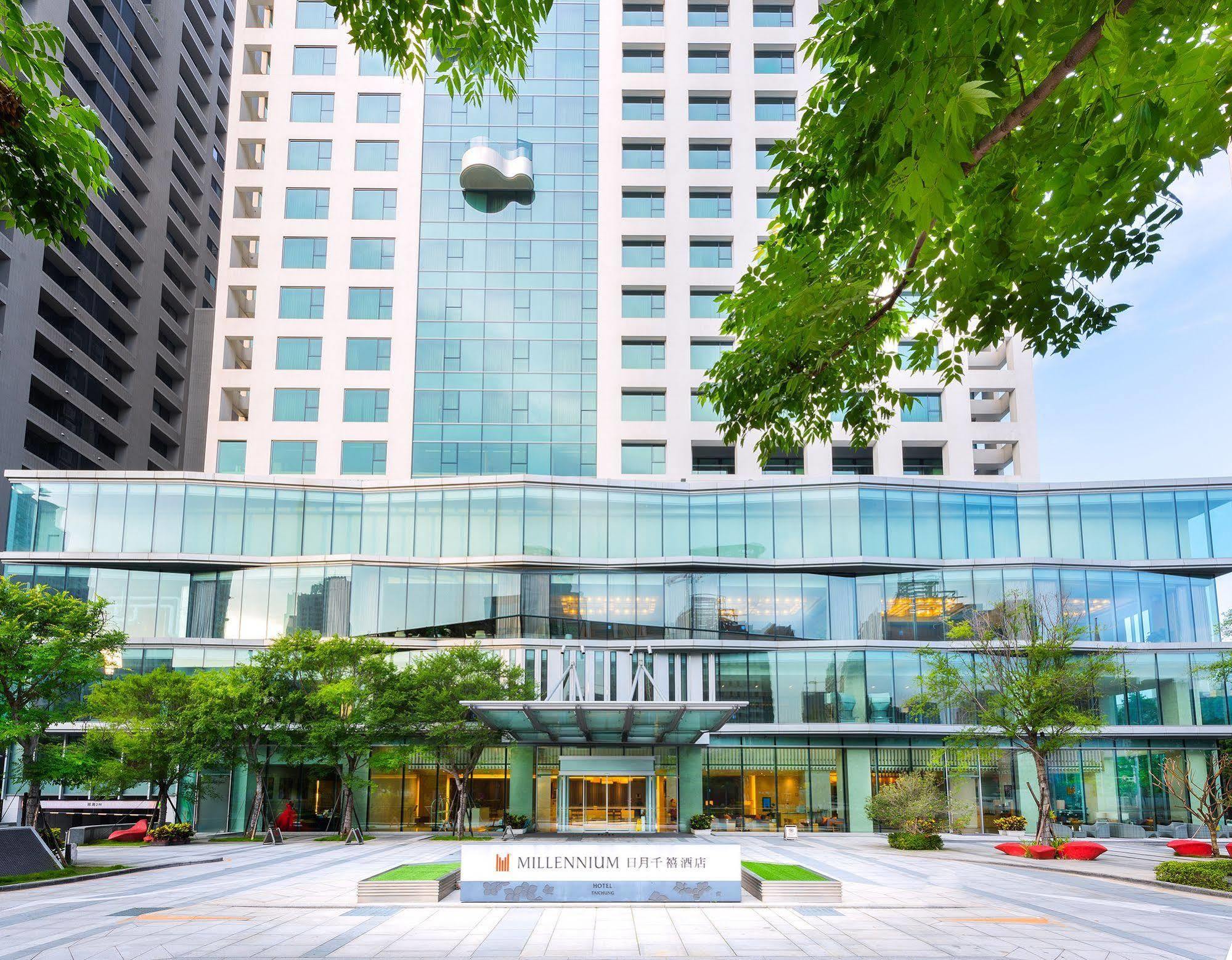Millennium Hotel Taichung Exteriör bild Main entrance